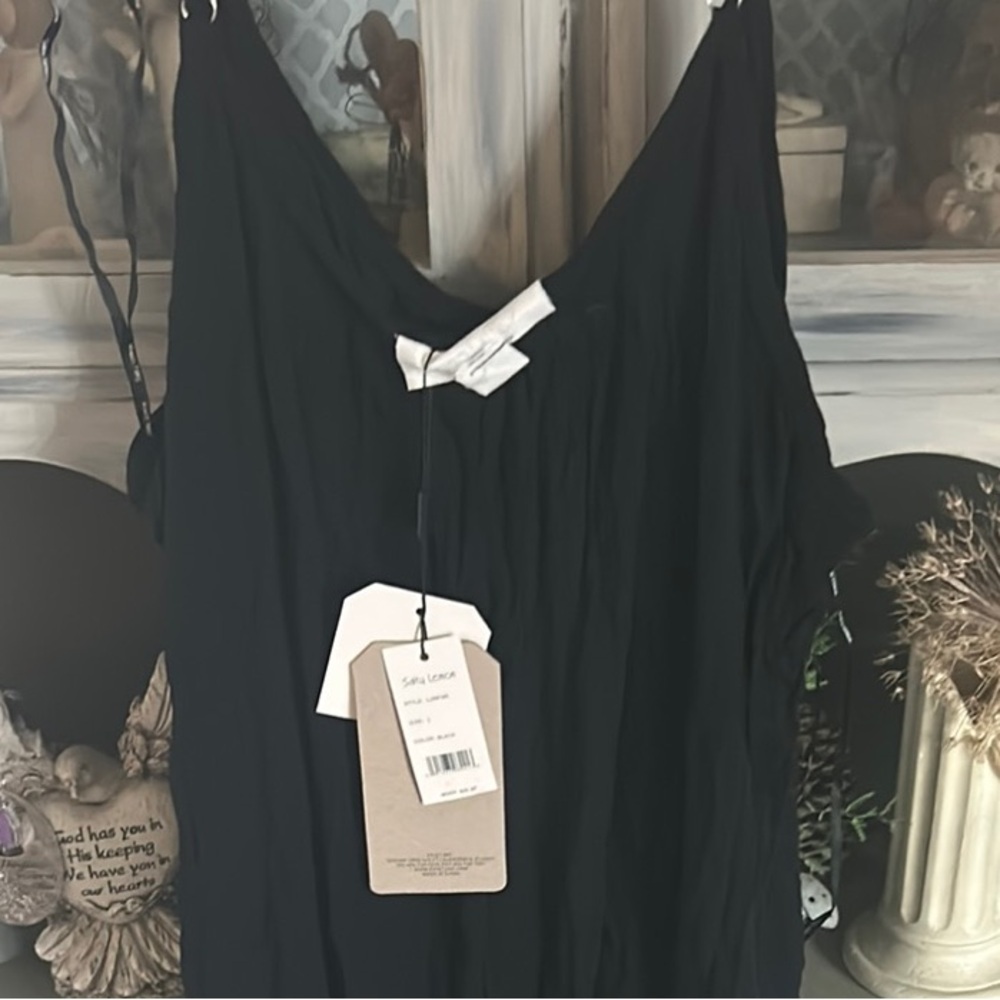 Romper - Picture 1 of 7